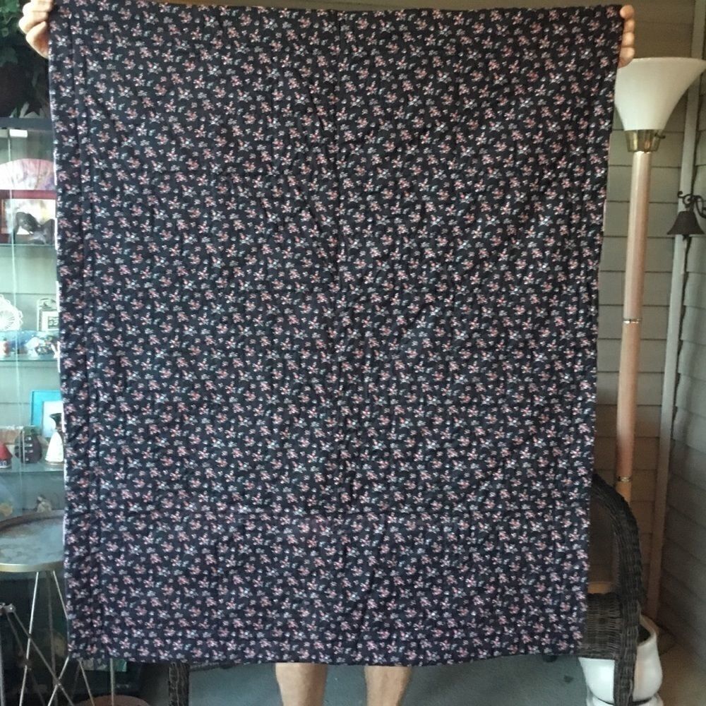 Handmade Quilt - Picture 10 of 10
